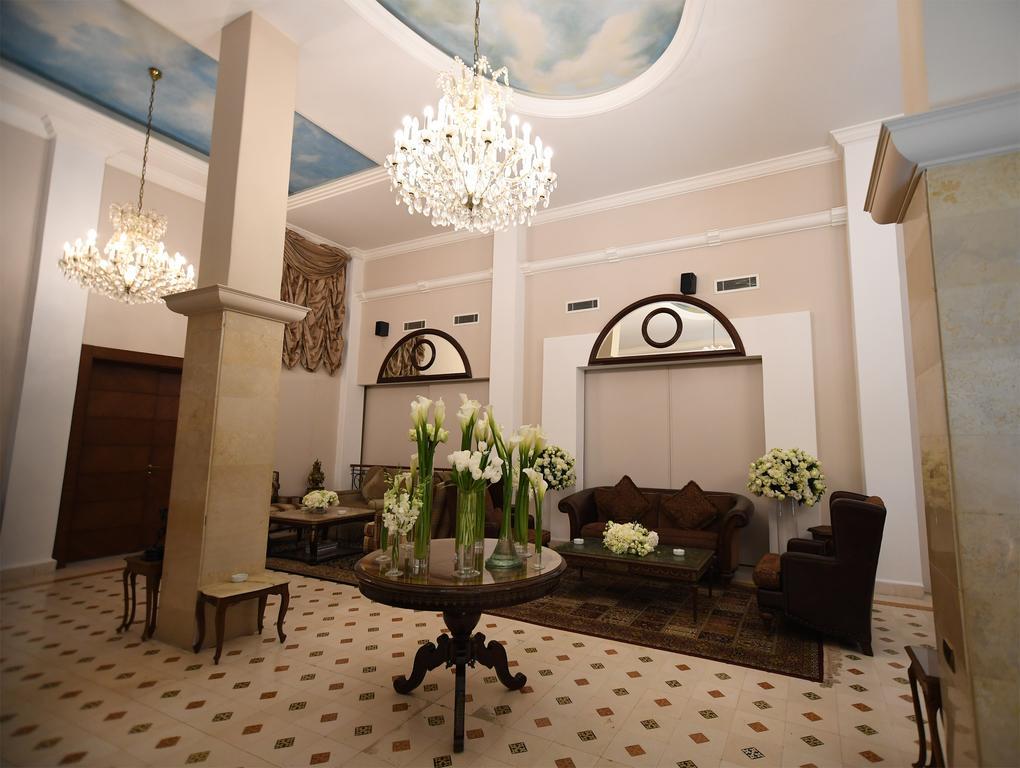 Colibri Hotel Brummana Exterior foto